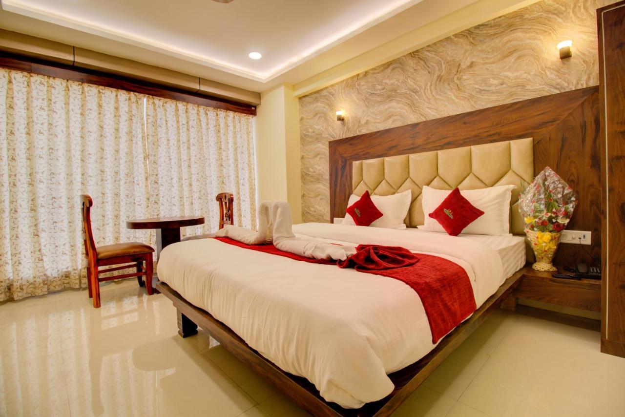 Hotel Samaira Residency,Dombivali Dive Exteriör bild